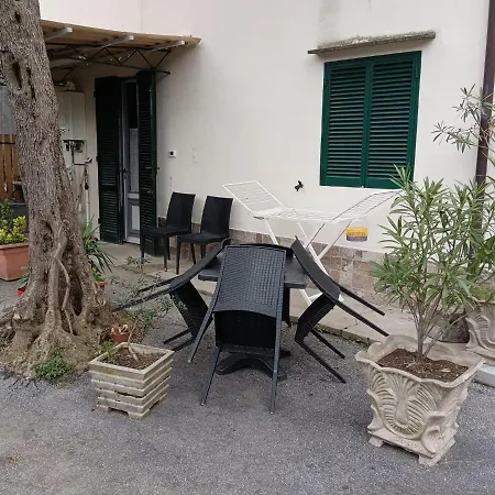 La Casina Fra Gli Olivi Massarosa